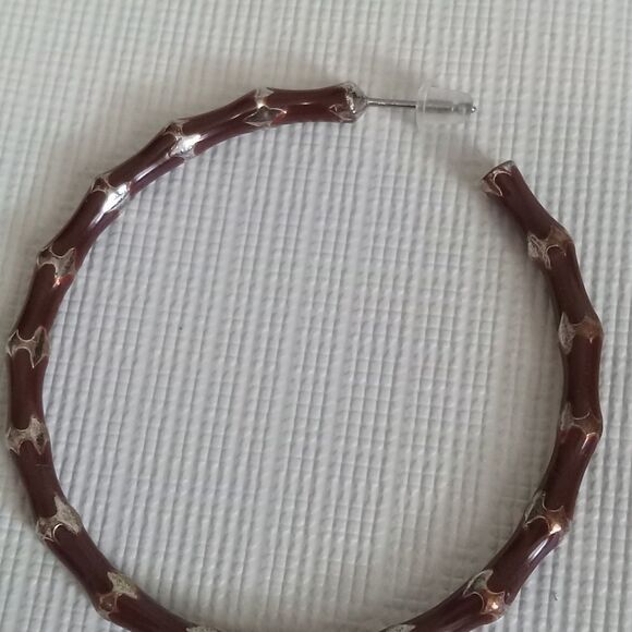 Dark Brown Enamel & Silver Toned Bamboo Style Thin Metal Hoop Fashion Earrings - Picture 5 of 8